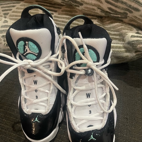 Jordan - Picture 2 of 5